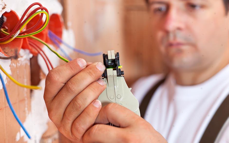 tarif électricien bâtiment Les Ulis